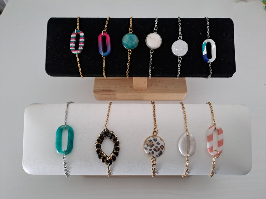 Les bracelets et colliers