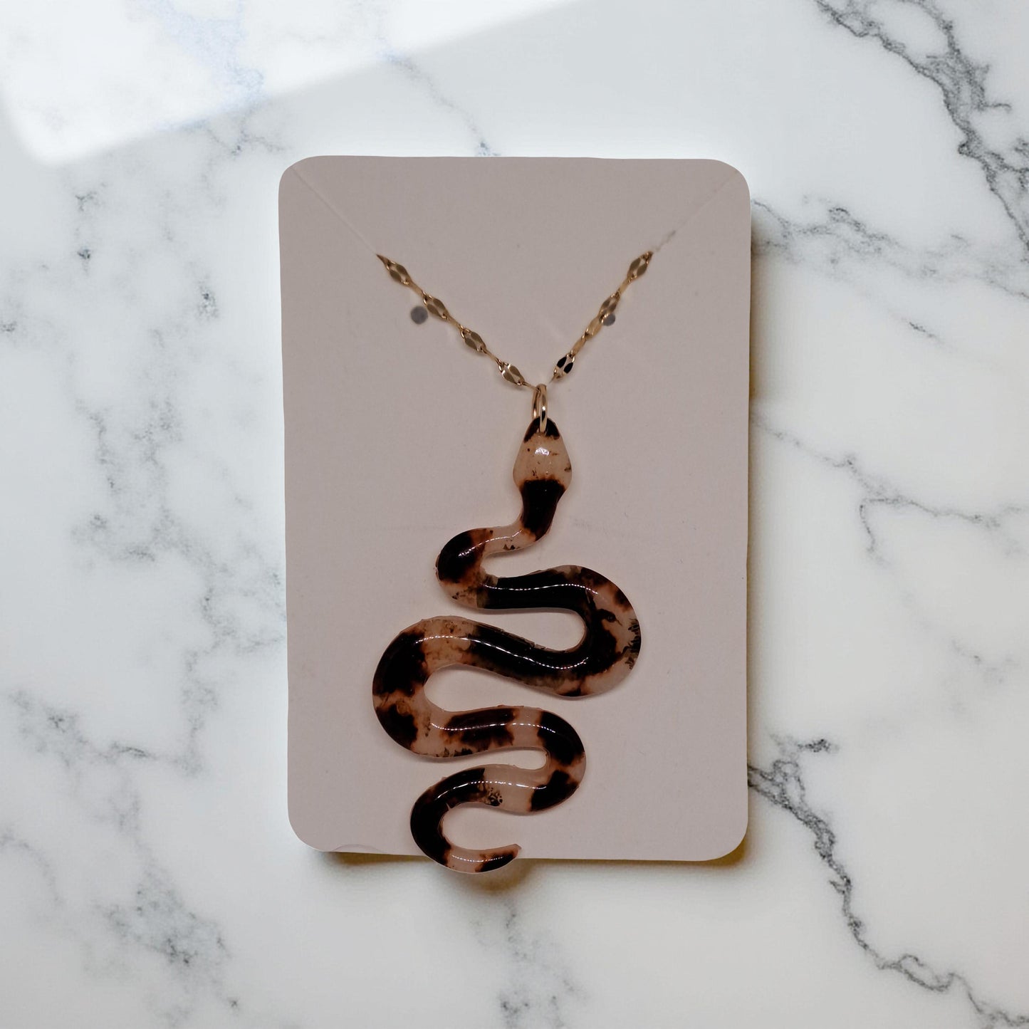 Collier Médusa- Écaille douce