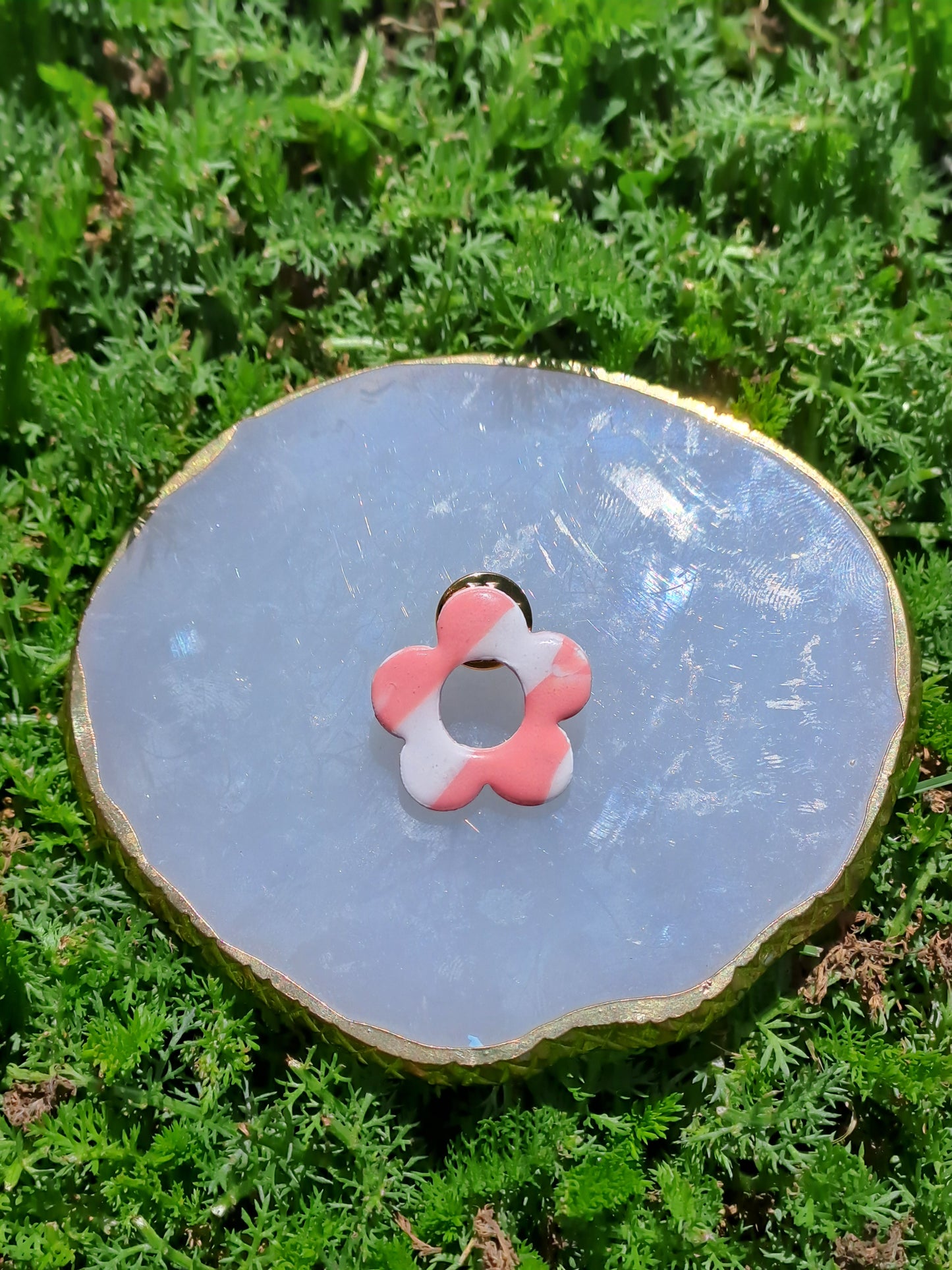 Pin’s Porte-lunettes - Blanc & Corail