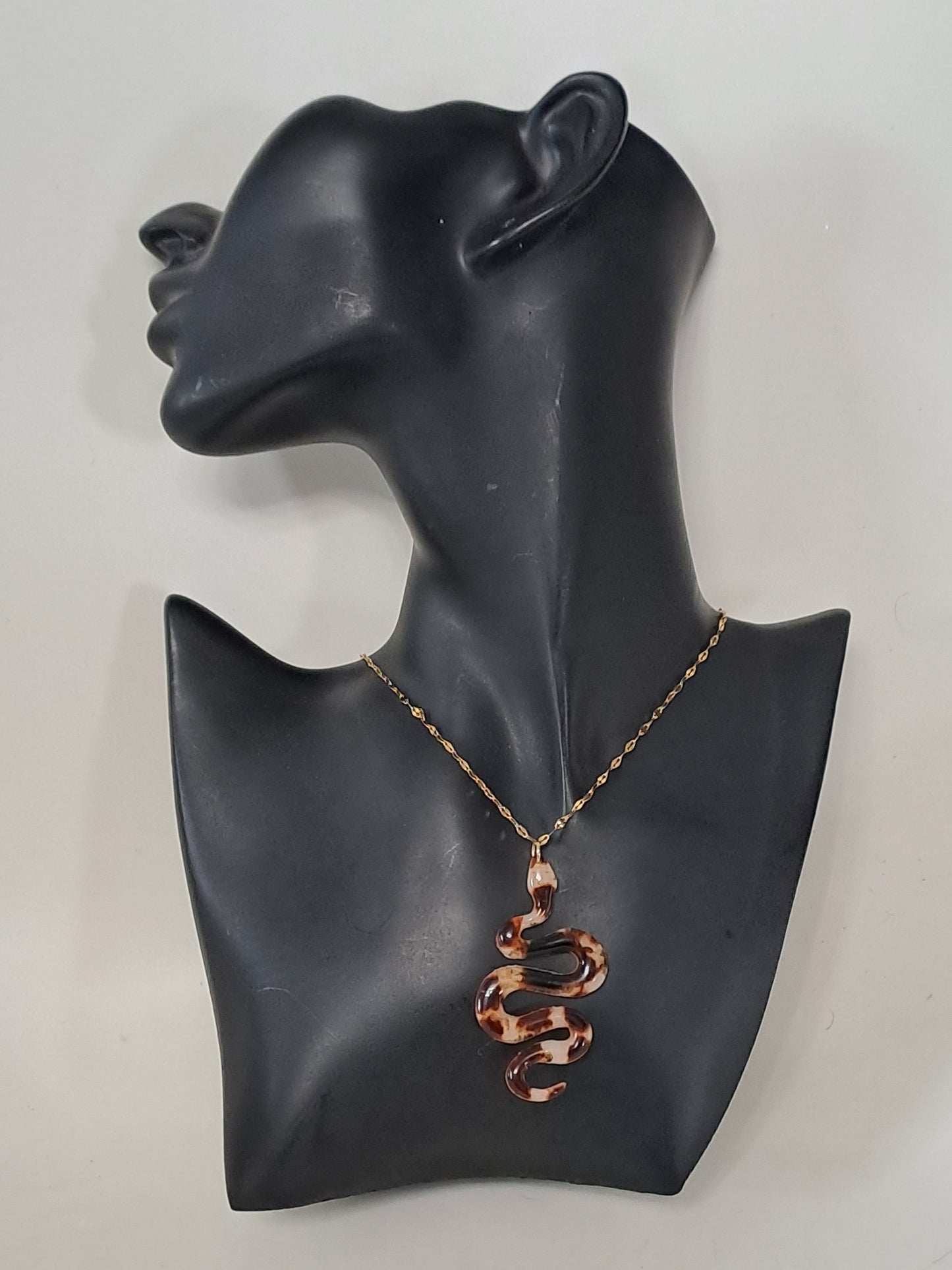 Collier Médusa- Écaille douce
